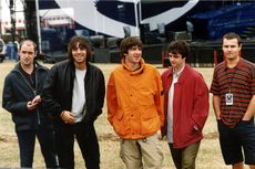 Reaksi Liam Gallagher Lihat Album Oasis yang 