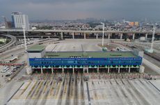 Dukung Operasional Pelabuhan Bagendang, Pelindo Relokasi "Quay Container Crane" dari Tanjung Priok