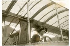 8 Maret 1910, Pilot Perempuan Pertama di Dunia Dapat Lisensi Terbang