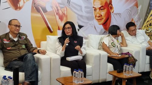 Tak Khawatir Suara Ganjar Digerus Gibran, TPN Sebar Narasi Bansos dari Pajak Rakyat