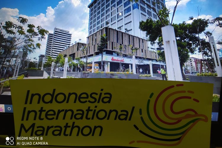 Stiker Indonesia International Marathon (IIM). Lomba lari marathon ini berlangsung di Bali pada MInggu (26/6/2022) di Bali. 