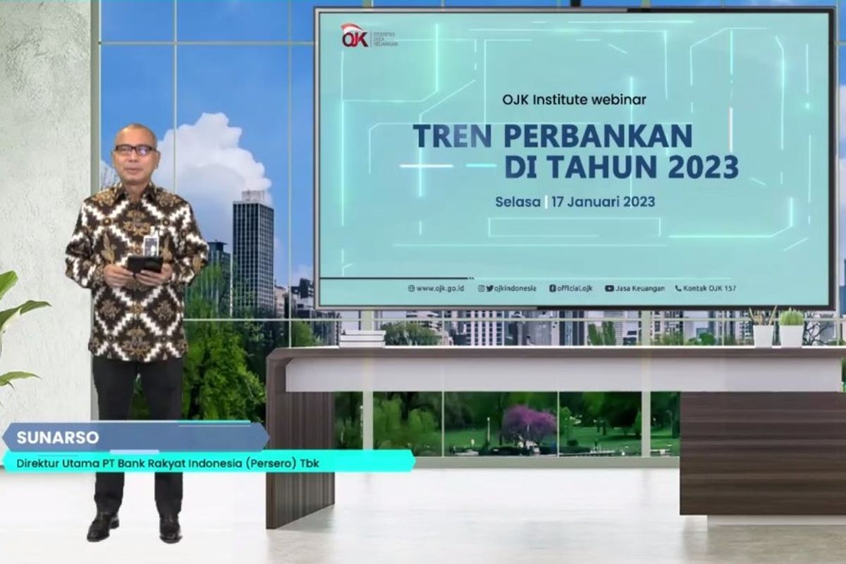 Direktur Utama PT Bank Rakyat Indonesia (Persero) Tbk atau BRI Sunarso dalam webinar OJK Institute, Selasa (17/1/2023).