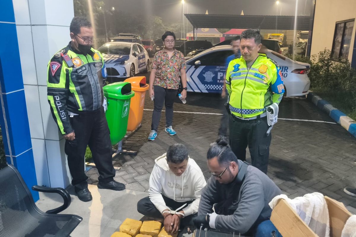 Polda Jawa Timur (Jatim) dan Badan Narkotika Nasional Provinsi (BNNP) Jatim menggagalkan pengiriman sabu seberat 7 kg dari Malaysia, Sabtu (10/5/2025)