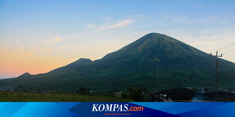 11 Aturan Yang Mesti Kamu Patuhi Kalau Ingin Mendaki Gunung Sindoro Halaman All Kompas Com