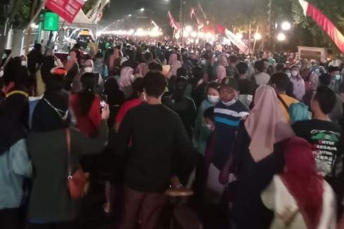 Warga Berkerumun Saat Peresmian Jalur Pejalan Kaki, Bupati Jombang: Nanti Kita Evaluasi...