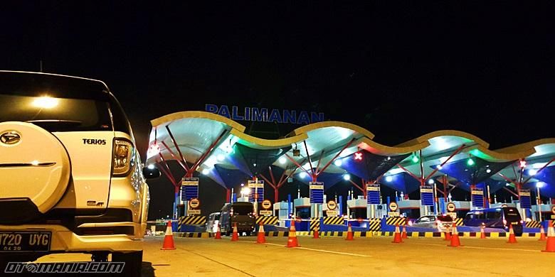 Berkendara malam hari di Tol Cipali