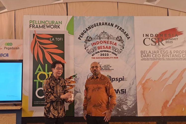 Kedepankan Aspek Keberlanjutan, Sido Muncul Raih Penghargaan Bintang CSR Indonesia BESAR