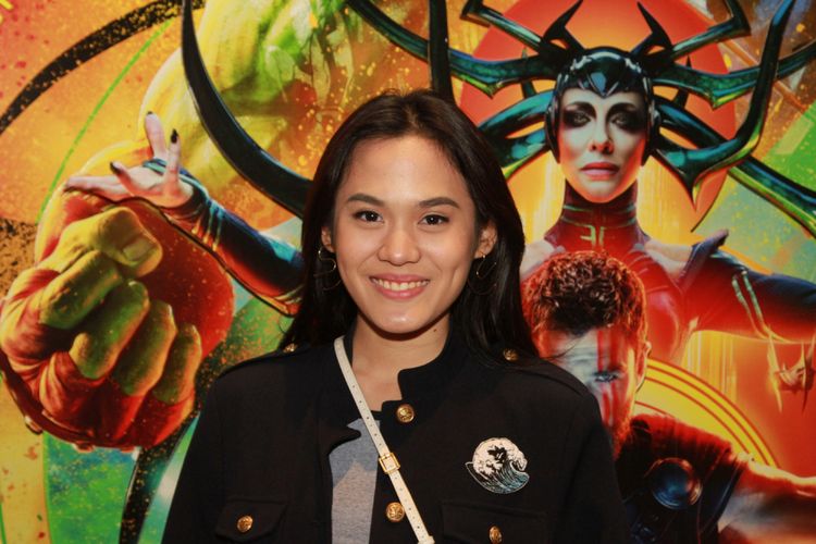 Sheryl Sheinafia menghadiri pemutaran film Thor: Ragnarok di Gandaria City XXI, Jakarta Selatan, Senin (23/10/2017) malam.