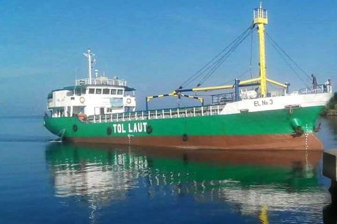 Angkut Sembako, Kapal Tol Laut Tiba di Papua