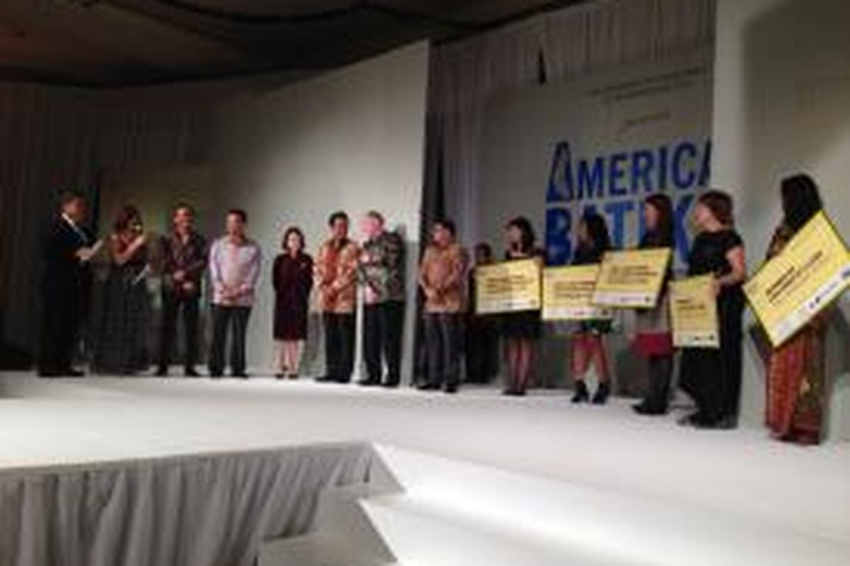 Para pemenang American Batik Design Competition 2013