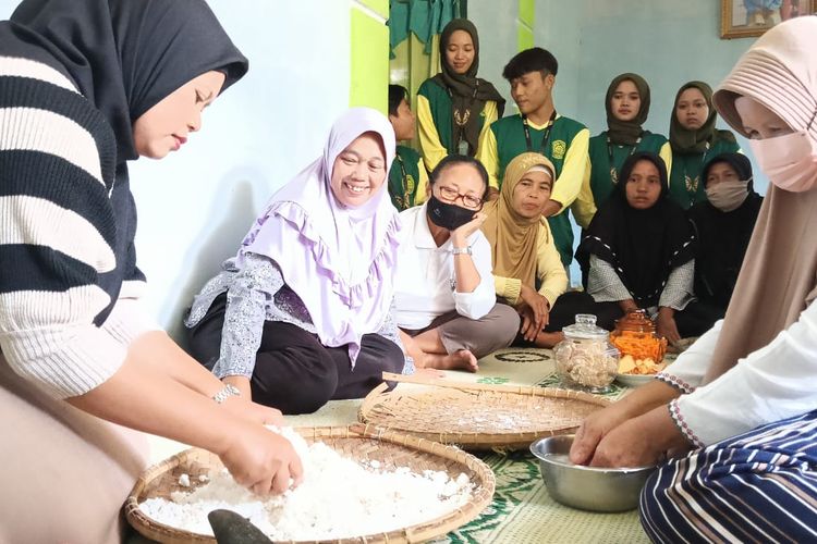 Geblek merek Sari Eco buatan Suswitami, warga Desa Kalimiru, Kecamatan Bayan, Purworejo, Jawa Tengah.