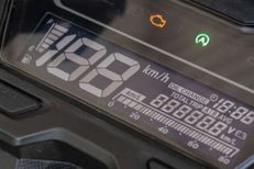 Tak Perlu Panik bila Check Engine Skutik Menyala