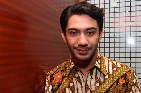 Kembali Perankan Habibie, Reza Rahadian Mengaku Terbebani