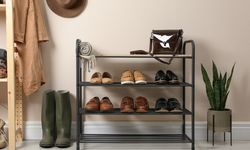 Rak Sepatu Lebih Baik Dikeluarkan dari Luar Kamar Tidur, Ini Jawabannya