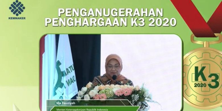 Menteri Tenaga Kerja (Menaker) Ida Fauziyah menyerahkan penghargaan kepada PGN berupa Penghargaan Keselamatan dan Kesehatan Kerja (K3) secara virtual, Kamis (8/10/2020).