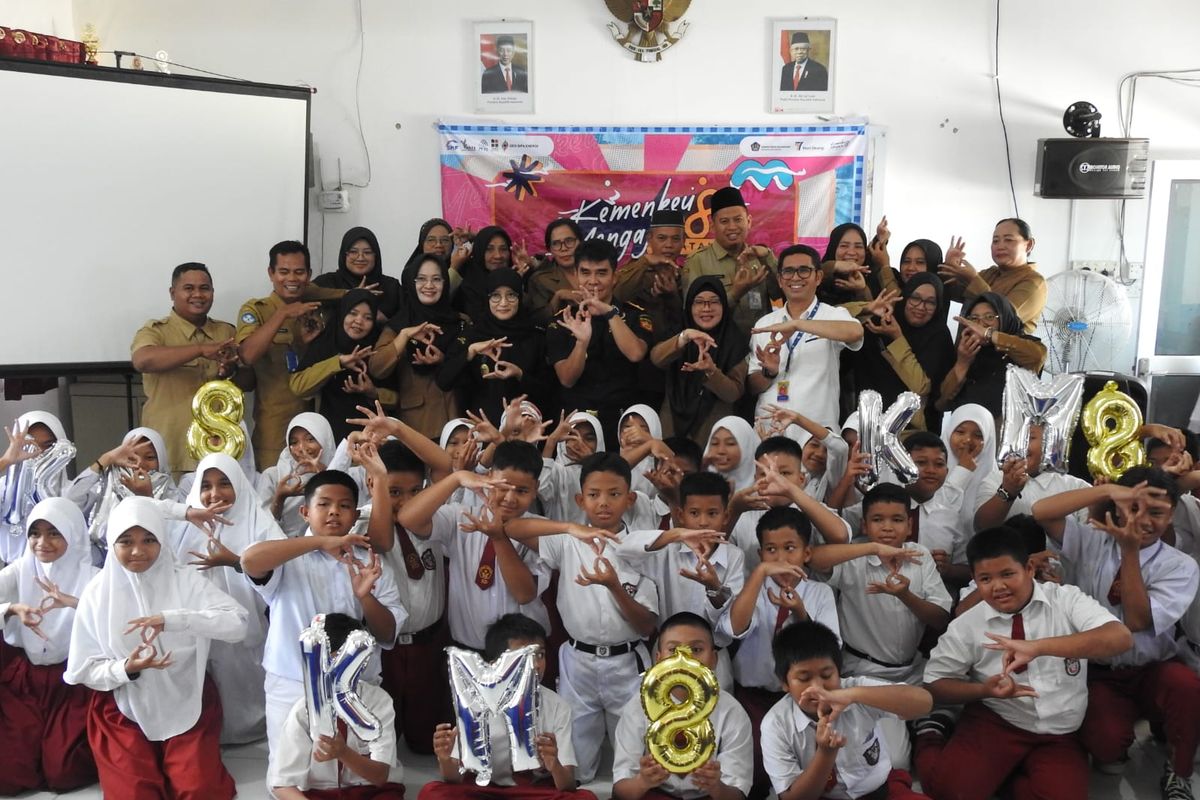 Pengabdian Untuk Negeri, KPU BC Tipe B Batam bekali materi siswa sekolah 100 kantong darah.