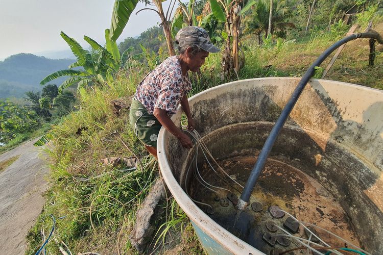 Menyedot Air dengan Mulut demi Kehidupan, Potret Perjuangan Warga Gunungkidul Dapatkan Air Bersih