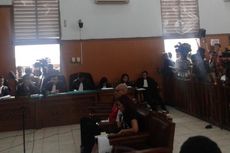 Sidang Putusan JIS Dipenuhi Pendukung Berbaju Putih