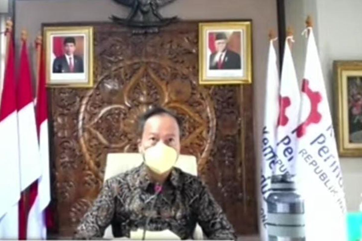 Menteri Perindustrian Agus Gumiwang jumpa pers secara virtual, Selasa (27/7/2021). (Tangkapan Layar)