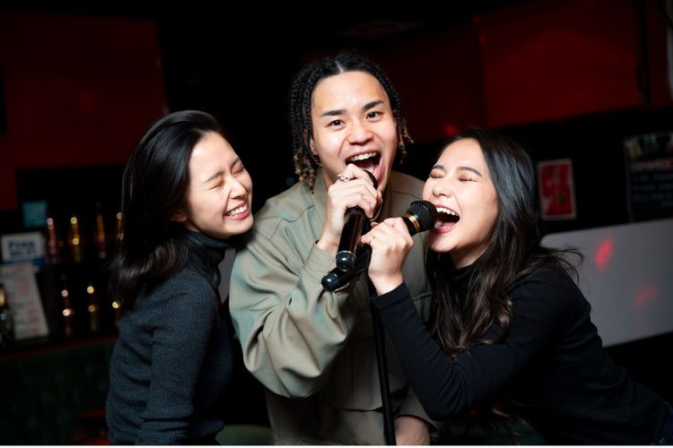 Genre Musik yang Cocok dengan Setiap Zodiak, Aries Suka Punk