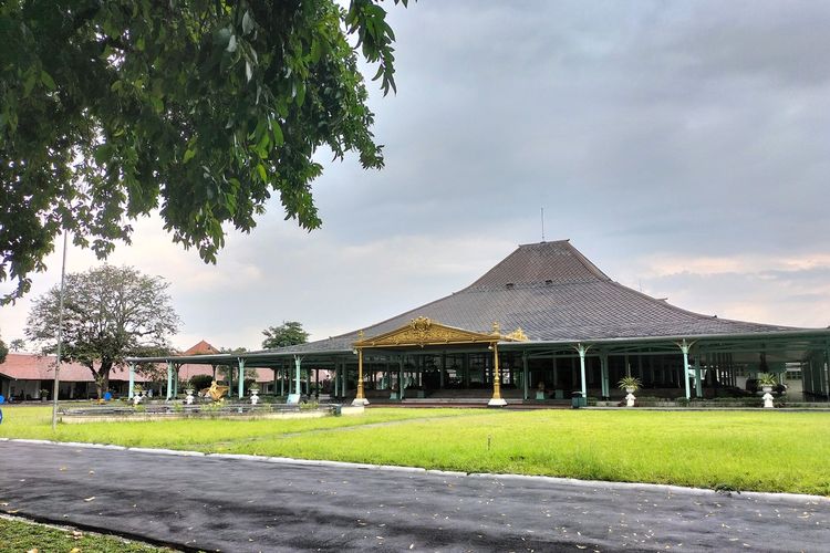 Puro Mangkunegaran di di Jalan Ronggowarsito, Kelurahan Keprabon, Kecamatan Banjarsari, Kota Solo, Jawa Tengah.