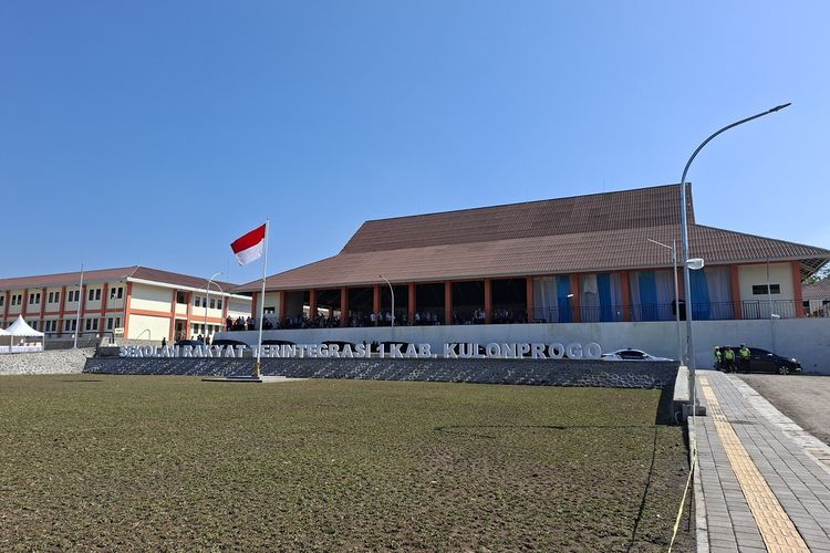 Di Tengah Krisis Guru, Kulon Progo Diminta Sediakan 32 Pengajar untuk Sekolah Rakyat