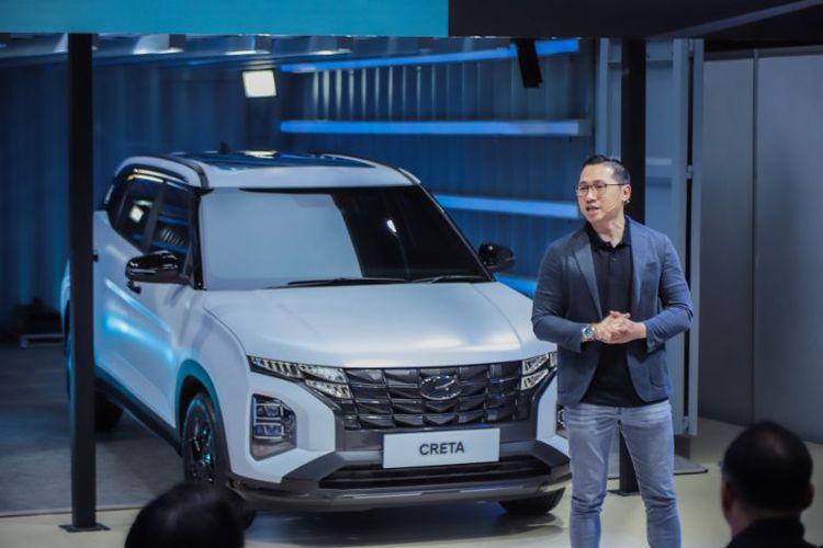 Head of Sales Strategy Department Hyundai Motors Indonesia Christian Abraham Gandawinata Indonesia International Motor Show (IIMS) 2024 di Jakarta International Expo (JIEXPO) Kemayoran, Jakarta Pusat (Jakpus). 