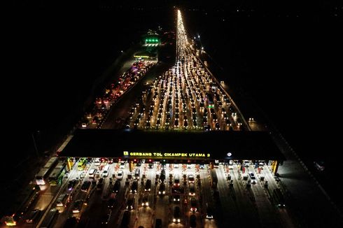 4,7 Juta Kendaraan Padati Jalan Tol pada Liburan Akhir Tahun