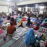 Khawatir Erupsi Lagi, Warga Lereng Semeru Jaga Malam dan Pilih Tidak Tidur