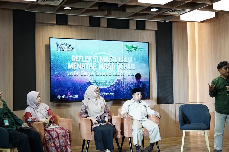 Dompet Dhuafa Jelang 33 Tahun: Teguhkan Warisan Pemikiran BJ Habibie untuk Pemberdayaan Umat