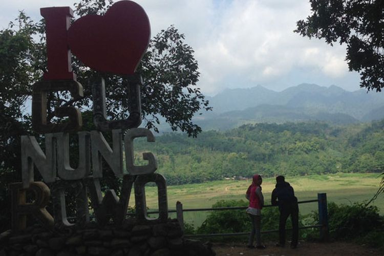 Bendungan Gunung Rowo di Pati, Jawa Tengah.