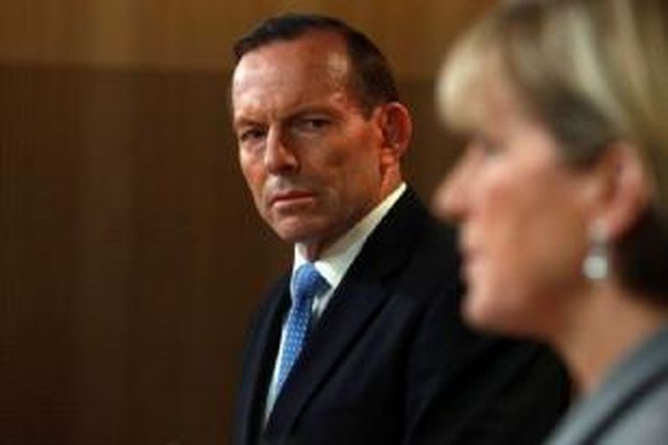Kepemimpinan Tony Abbott sebagai Perdana Menteri benar-benar berada di ujung tanduk, memunculkan spekulasi adanya pemilihan ulang ketua partai.
