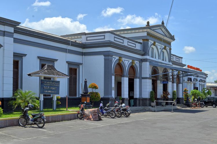 Stasiun Solo Jebres di Kota Surakarta, Jawa Tengah.