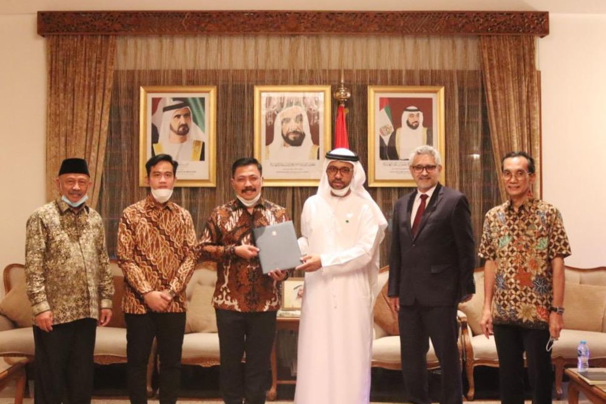 Waskita Karya memenangkan tender pembangunan masjid Sheikh Zayed di Kota Solo, Jawa Tengah. Masjid itu merupakan simbol bagi hubungan persaudaraan dan kerjasama yang erat antara UEA dan Indonesia dalam bidang keislaman.