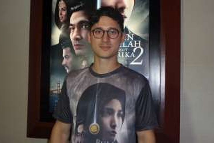 Nino Fernandez usai peluncuran trailer film Bulan Terbelah di Langin Amerika 2 di XXI Lippo Mall Kemang, Jakarta Selatan, Sabtu (12/11/2016).
