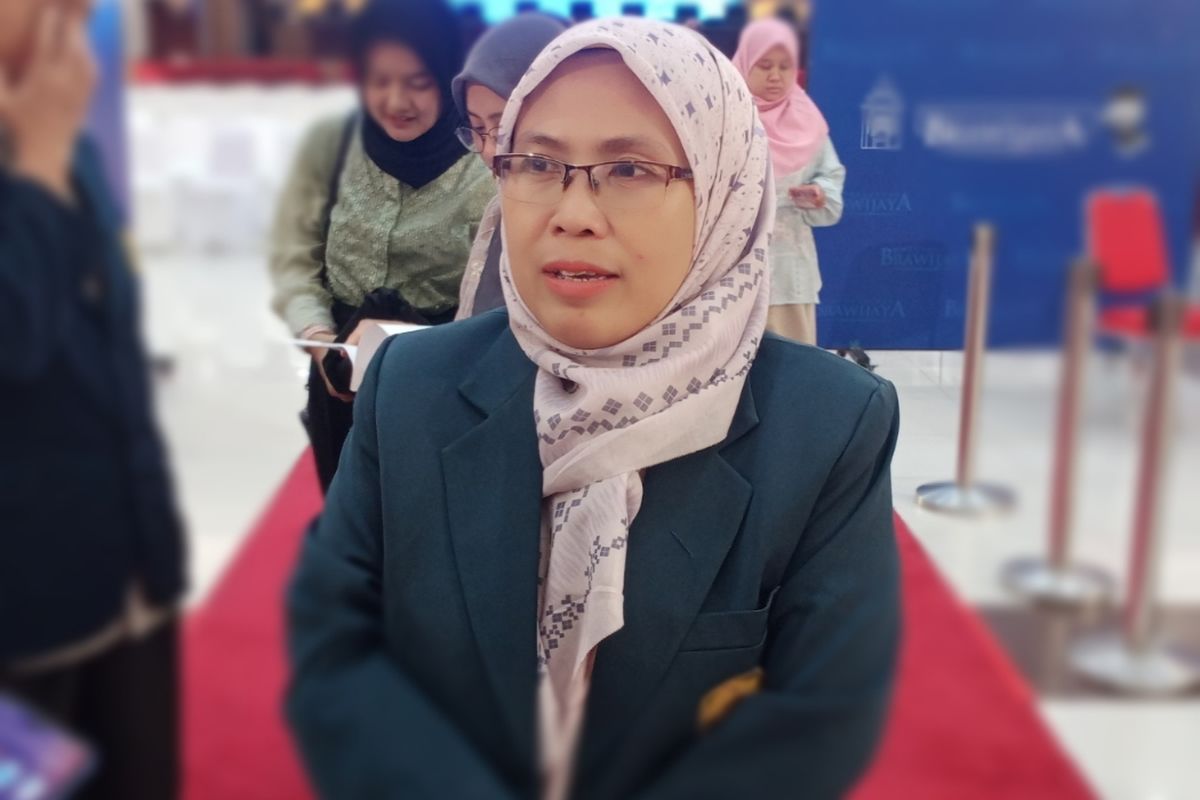 Akademisi Universitas Brawijaya (UB), Prof. Barlah Rumhayati, S.Si., M.Si., Ph.D. 