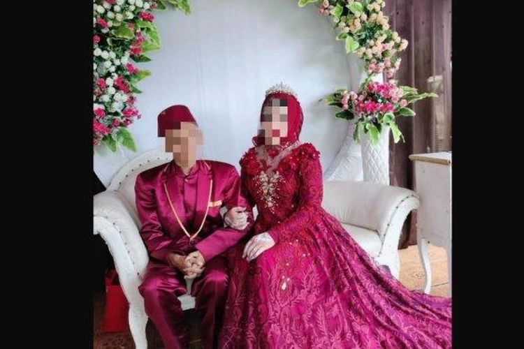 AK (26) dan ESH alias Adinda Kanza, saat menikah di Cianjur, Jawa Barat, 12 April 2024.