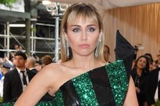 Miley Cyrus Alami Pelecehan Seksual di Barcelona