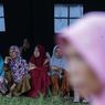 BERITA FOTO: Korban Tanah Bergerak di Bojong Koneng Mengungsi di Tenda