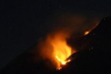 Lereng Utara Gunung Kawi Terbakar