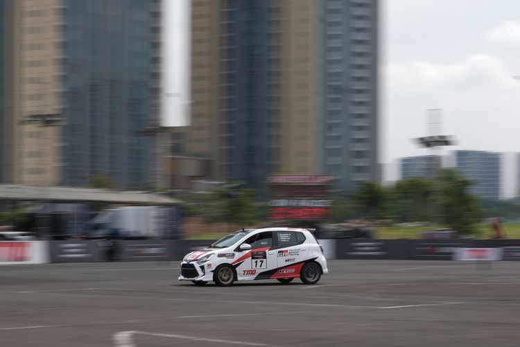 Tim Toyota Gazzo Racing Indonesia (TGRI) berhasil mengunci gelar juara nasional di MLDSPOT Autokhana Kejurnas Slalom 2022, di Tangerang, Banten Sabtu (22/10/2022).