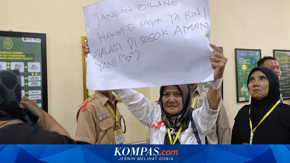 Teriakan Histeris Keluarga Korban Pembunuhan Satu Keluarga di Indramayu saat Terdakwa Ririn Divonis Mati