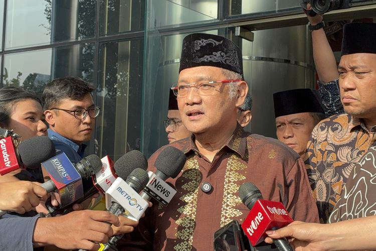 Menteri Haji dan Umrah Mochamad Irfan Yusuf atau biasa disapa Gus Irfan di Gedung Merah Putih, Jakarta, Jumat (3/10/2025).