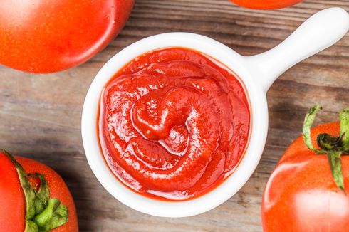 7 Permukaan Benda yang Bisa Dibersihkan dengan Saus Tomat