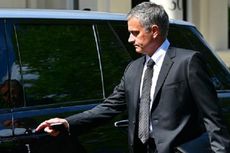 Tidak Bisa Masak, Mourinho Kesepian di Manchester