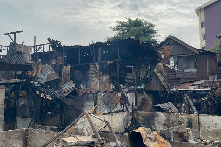 Saksi Ungkap Bau Kabel Terbakar Sebelum Kebakaran Hebat di Kemayoran