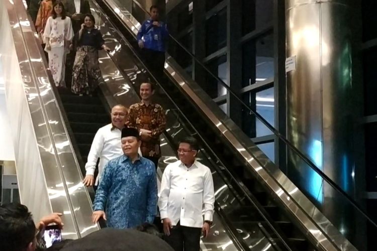 Presiden PKS Sohibul Iman dan Wakil Ketua Majelis Syuro PKS Hidayat Nur Wahid di Jakarta Internasional Expo (JI Expo) Kemayoran, Jakarta, Senin (11/11/2019).