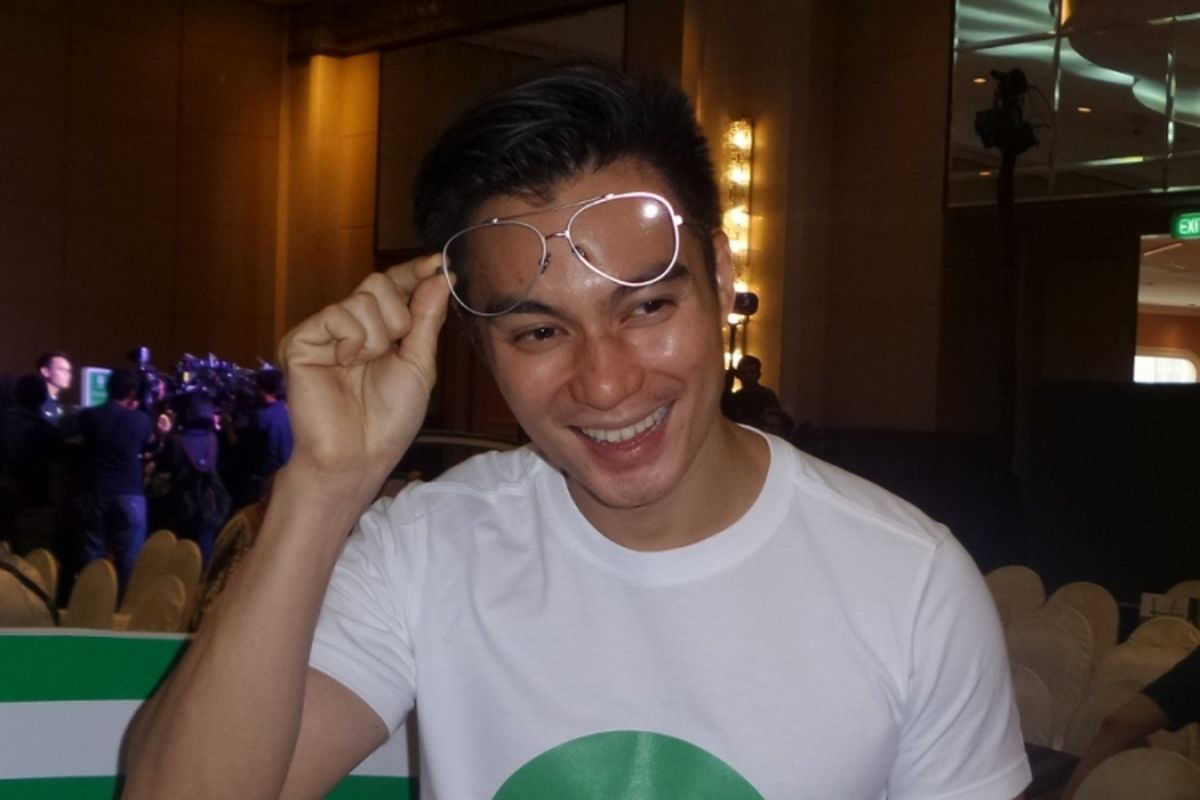 Baim Wong diabadikan usai acara peluncuran Grab Share di Ritz Carlton Mega Kuningan, Jakarta Selatan, Senin (13/3/2017) sore.