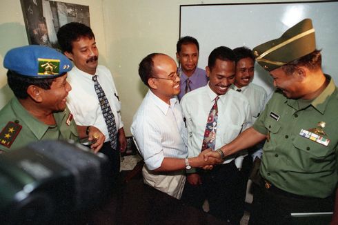 Kilas Balik 1998: Cerita Penculikan Desmond, Mata Ditutup Kain Hitam hingga Jatah Selimut dan Celana Pendek