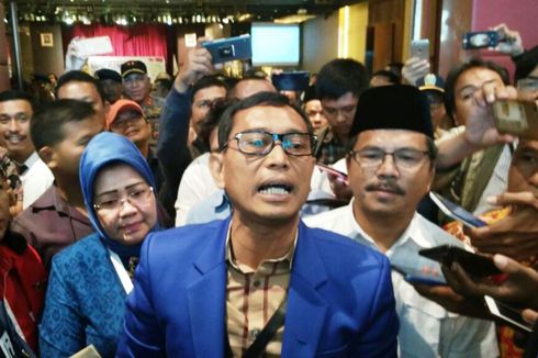 JR Saragih Dicopot dari Jabatan Ketua Demokrat Sumut